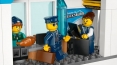 Конструктор LEGO City Аеропорт із літаком (60502)