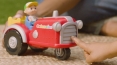 Игровой набор CoComelon Feature Vehicle Трактор со звуком