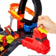 Ігровий набір "Напад токсичної горили" Hot Wheels (GTT94)