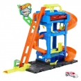 Игровой набор "Автомойка: Кормящие виражи" Hot Wheels