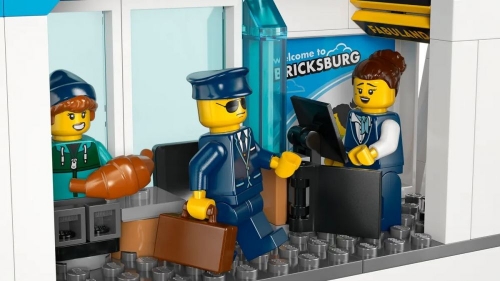 Конструктор LEGO City Аеропорт із літаком (60502)