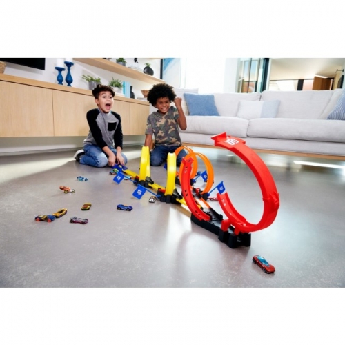 Трек "Невероятные трюки в петлях" Hot Wheels