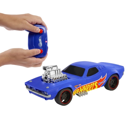 Збільшена машинка 1:16 на радіокеруванні «Rodger Dodger» Hot Wheels®